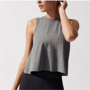 Carbon38 Crop Tank 2.0 in Gray Small